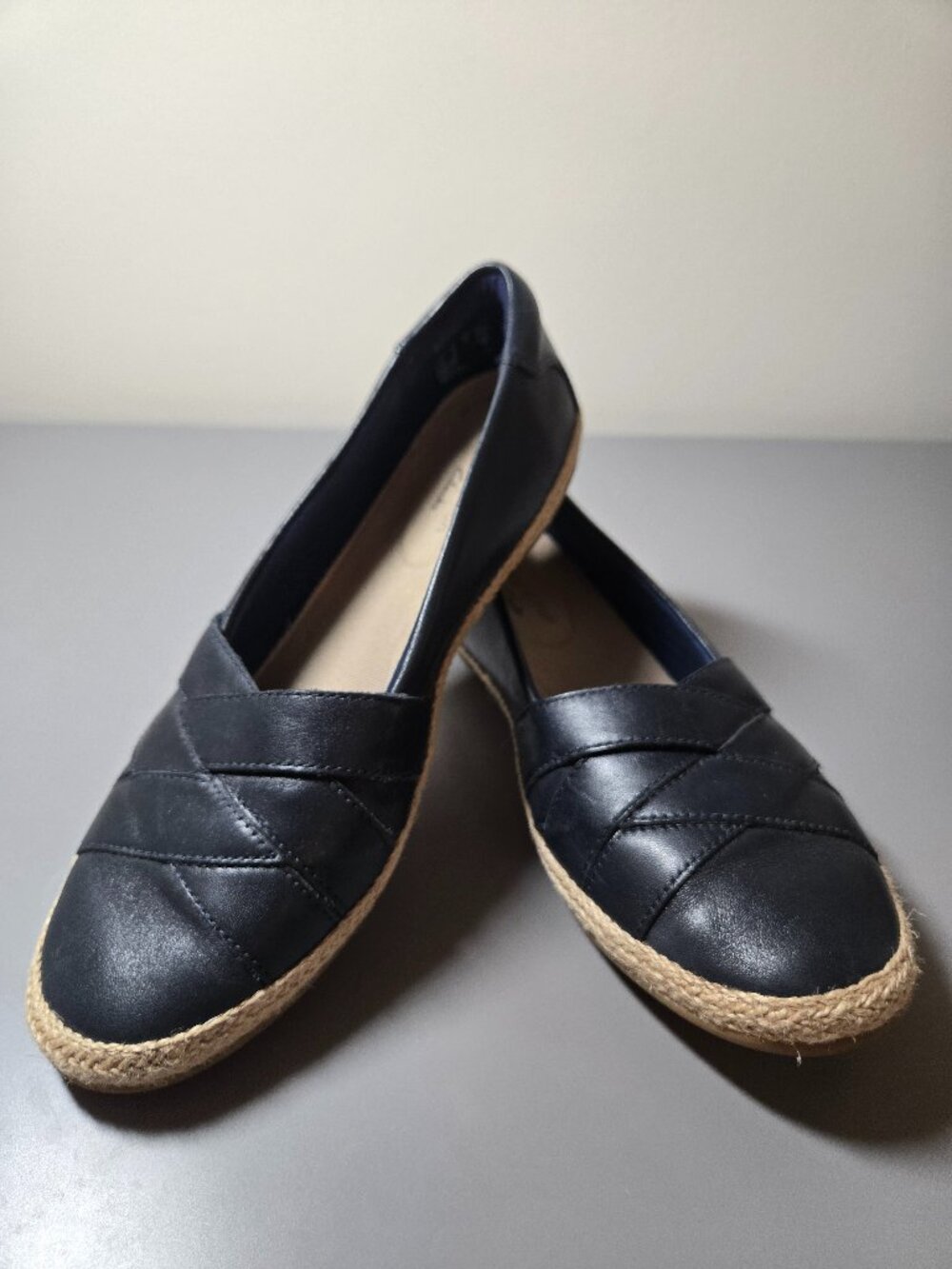 Clarks Collection Women's Danelly Shine Espadrille Navy Slip On Flats Size 8